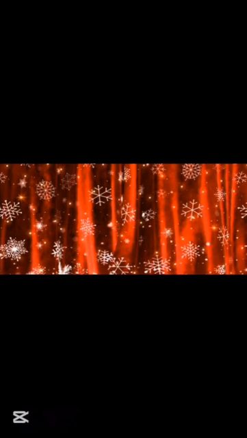 Рождественский Дворик объединяет 🧑💼👩💼людей, напоминая о❤️ любви, милосердии и настоящем смысле🙏 Рождества.