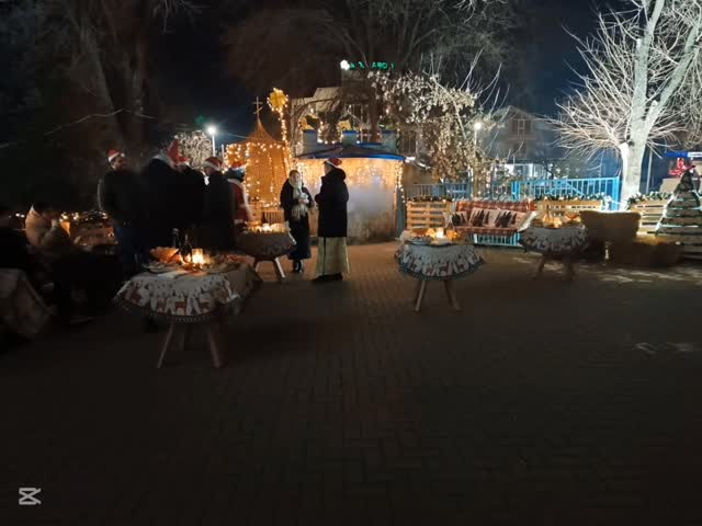 ❄️С Новым годом, дорогие братья и сестры!
Пусть наступивший год принесёт 🤗мир в сердца, радость в семьи, крепкое здоровье и 🙏Божие благословение во всех добрых делах.🎄